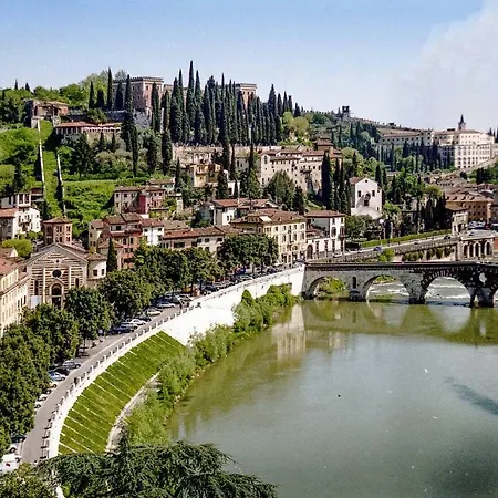 Mansardina Filarmonico 8 Verona